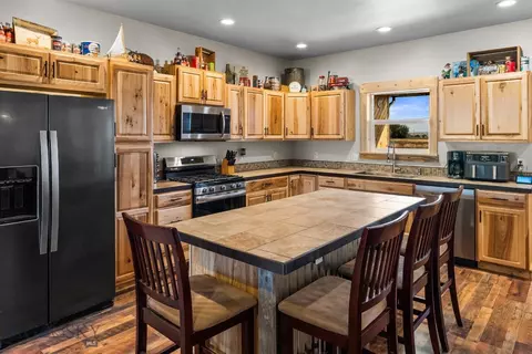536 N Chestnut St, Dillon, MT 59725 photo 9