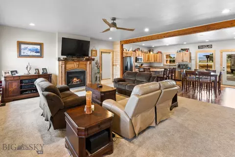 536 N Chestnut St, Dillon, MT 59725 photo 4
