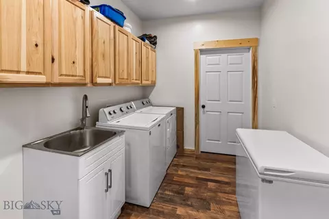 536 N Chestnut St, Dillon, MT 59725 photo 21