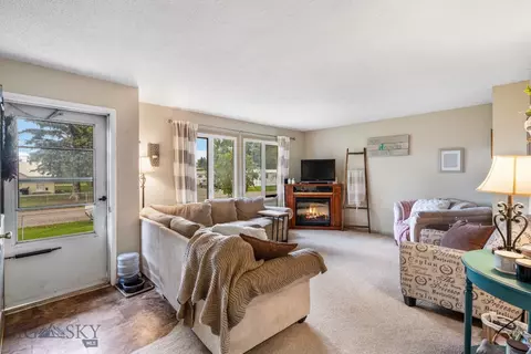 706 C St, Townsend, MT 59644