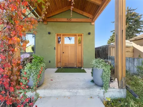 110 S L St, Livingston, MT 59047