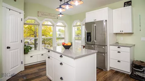 196 Green Tree Dr, Belgrade, MT 59714