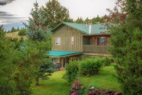 521 E Madison St, Virginia City, MT 59755