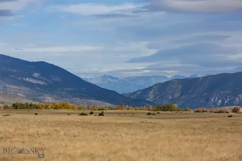 18 Loch Lomond Road, Livingston, MT 59047