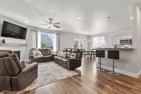 302 13th St, Belgrade, MT 59714