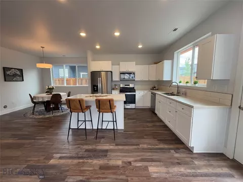 Kitchen - 33 Westgate Ave, Bozeman, MT 59718 photo 1 of 2