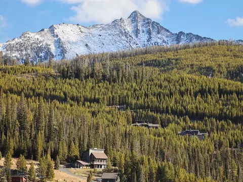 15 Washakie Rd, Big Sky, MT 59716