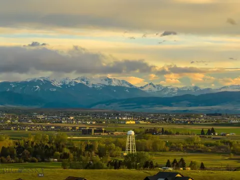 174 Cold Smoke Dr, Bozeman, MT 59715