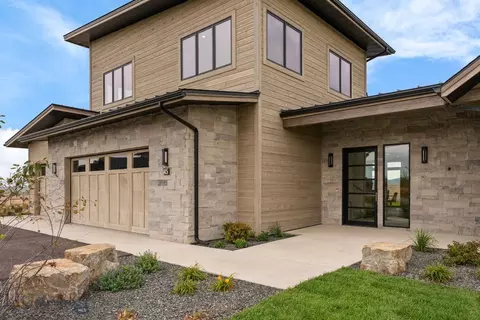 45 Matador Ln, Bozeman, MT 59718