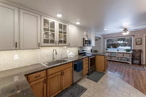 704 N 17th Ave, Bozeman, MT 59715