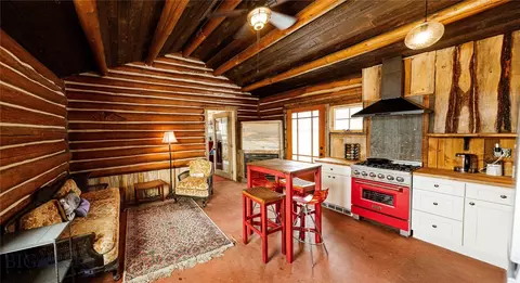 401 W Madison St, Virginia City, MT 59755