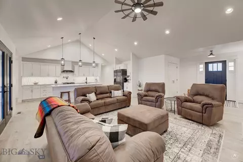 2172 Dryland Loop, East Helena, MT 59635
