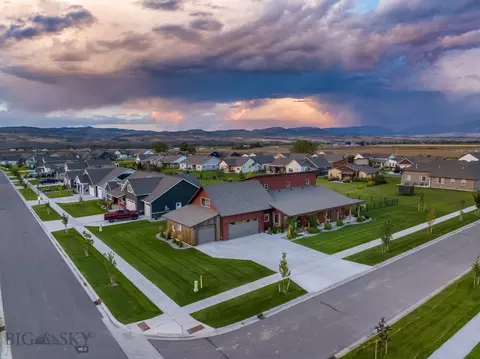 55 E Shade Tree Ln, Manhattan, MT 59741