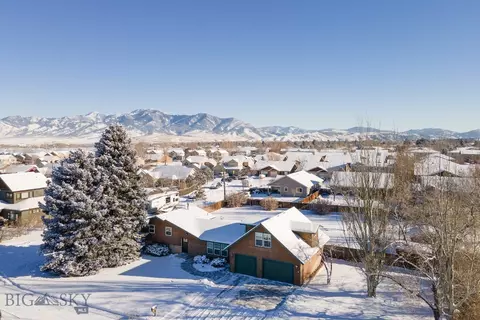 112 Valley Dr, Bozeman, MT 59718