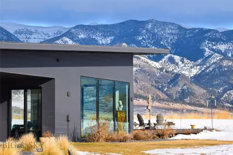 864 Elk Springs Rd, Belgrade, MT 59714