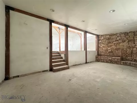 105 Main St, Radersburg, MT 59641