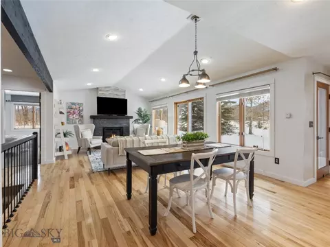 8620 Silverberry Ln, Bozeman, MT 59718