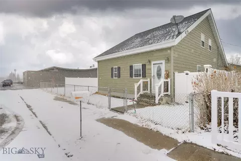2205 Harvard Ave, Butte, MT 59701