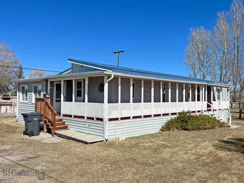 216 N Oliver Ln, Dillon, MT 59725