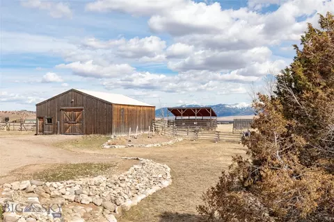 Exterior - 283 Hayfield Loop Trl, Ennis, MT 59729 photo 2 of 9