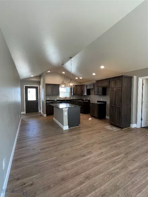 81 Avon Cir, Butte, MT 59701 photo 5