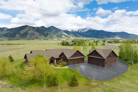 711 Blue Roan Ln, Belgrade, MT 59714