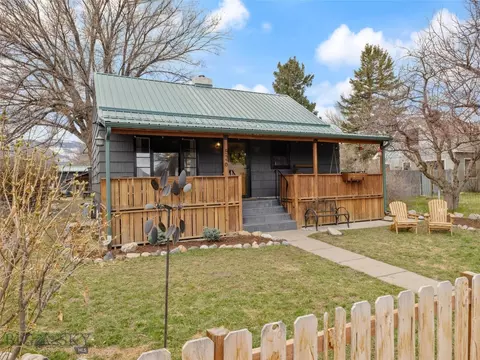 526 S 12th St, Livingston, MT 59047