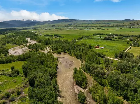12921 12923 Axtell Gateway Rd, Gallatin Gateway, MT 59730