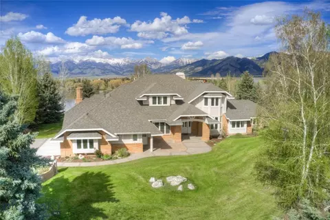 690 Bridger Lake Dr, Bozeman, MT 59718