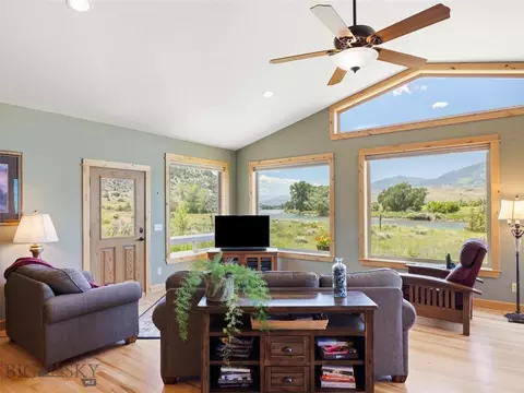 Living - 494 E River Rd, Pray, MT 59065 photo 2 of 4