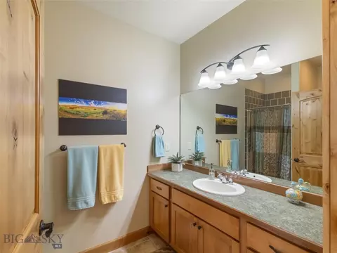 Bath - 494 E River Rd, Pray, MT 59065 photo 1 of 5