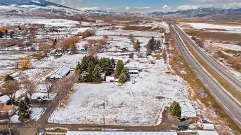38 Loves Ln, Livingston, MT 59047