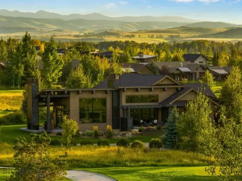 84 Talisker Way, Bozeman, MT 59718