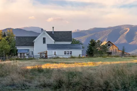 435 Deer Spring Ln, Bozeman, MT 59718 photo 32