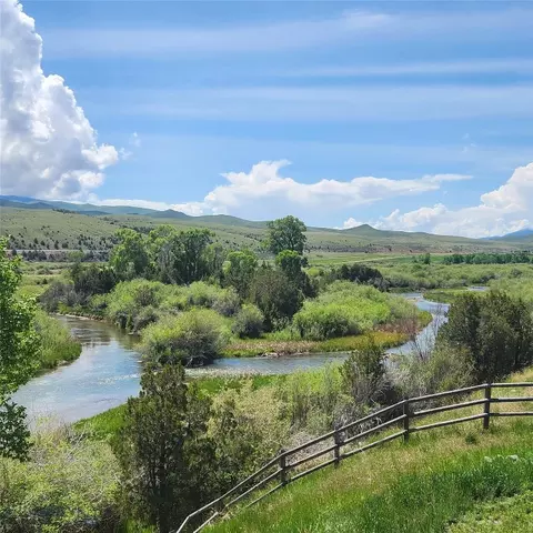 3433 Pipe Organ Rd, Dillon, MT 59725