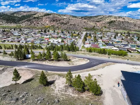 Nhn Washoe Court, Anaconda, MT 59711