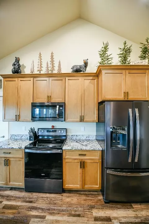 190 Silverwood, Dillon, MT 59725 photo 36