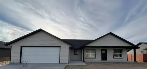 65 Avon Cir, Butte, MT 59701