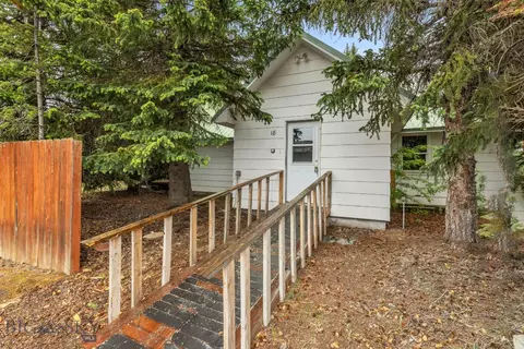 18 N Faithful St, West Yellowstone, MT 59758
