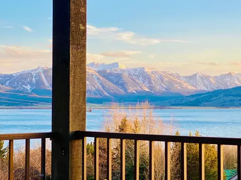 3872 Overlook Dr, Island Park, ID 83429