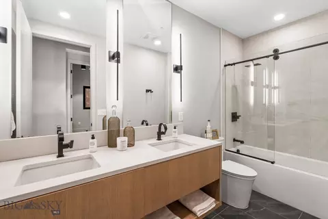 Bath - 611 E Peach St #202, Bozeman, MT 59715 photo 4 of 4