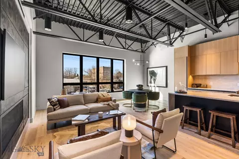 611 E Peach St #202, Bozeman, MT 59715