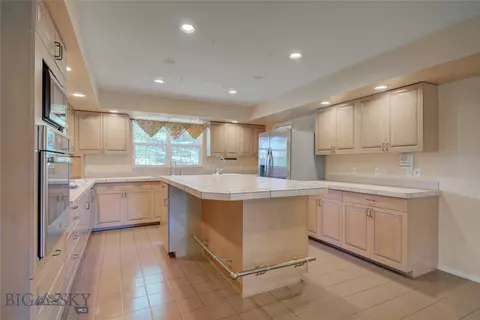 Kitchen - 119 Bennett Dr, Bozeman, MT 59715 photo 2 of 6