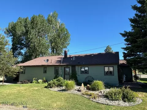 401 1st Ave NW, White Sulphur Springs, MT 59645