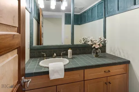 4 Lariat Loop, Bozeman, MT 59715 photo 33