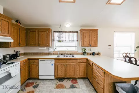 234 Williams Dr, Dillon, MT 59725 photo 10