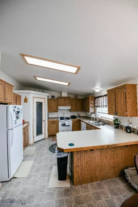 234 Williams Dr, Dillon, MT 59725 photo 8