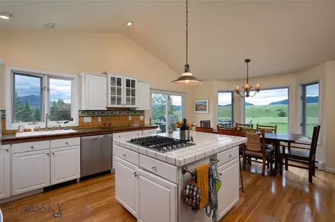 166 Mcgee Dr, Bozeman, MT 59715 photo 12