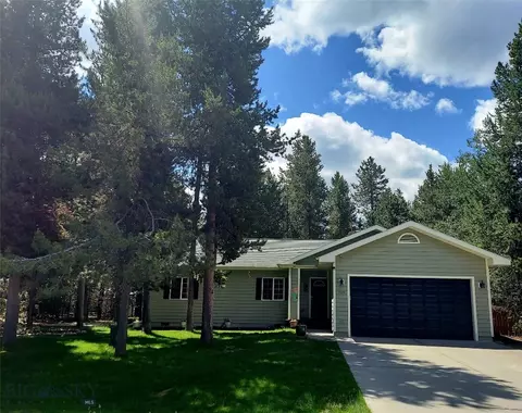 528 Campanula Ave, West Yellowstone, MT 59758