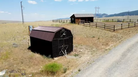 308 Spires Way, Divide, MT 59727 photo 10
